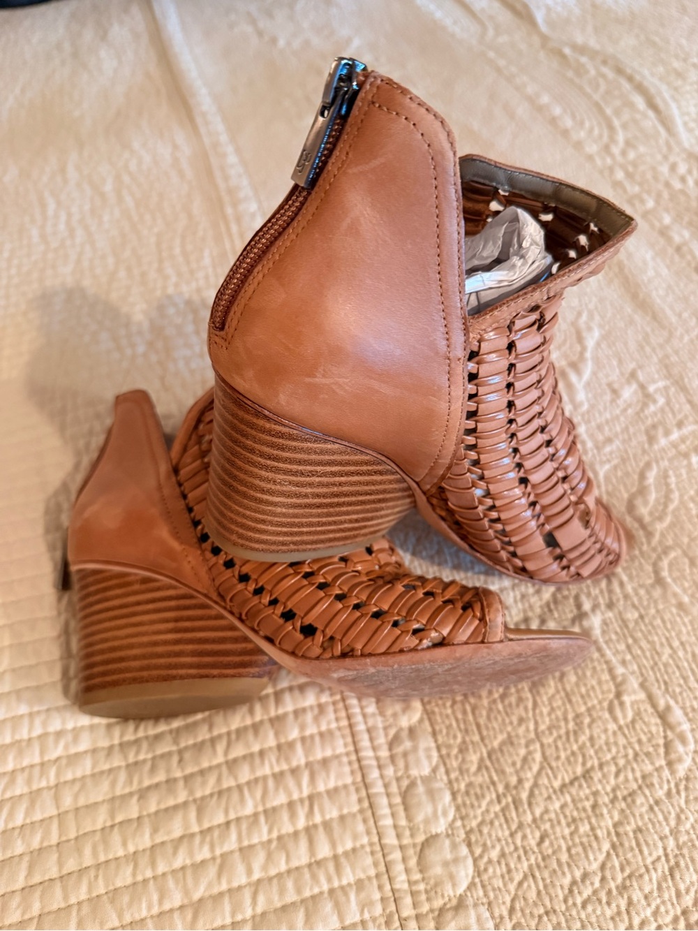 Donald J Pliner Sandal with braided leather upper in saddle tan - Picture 3 of 4